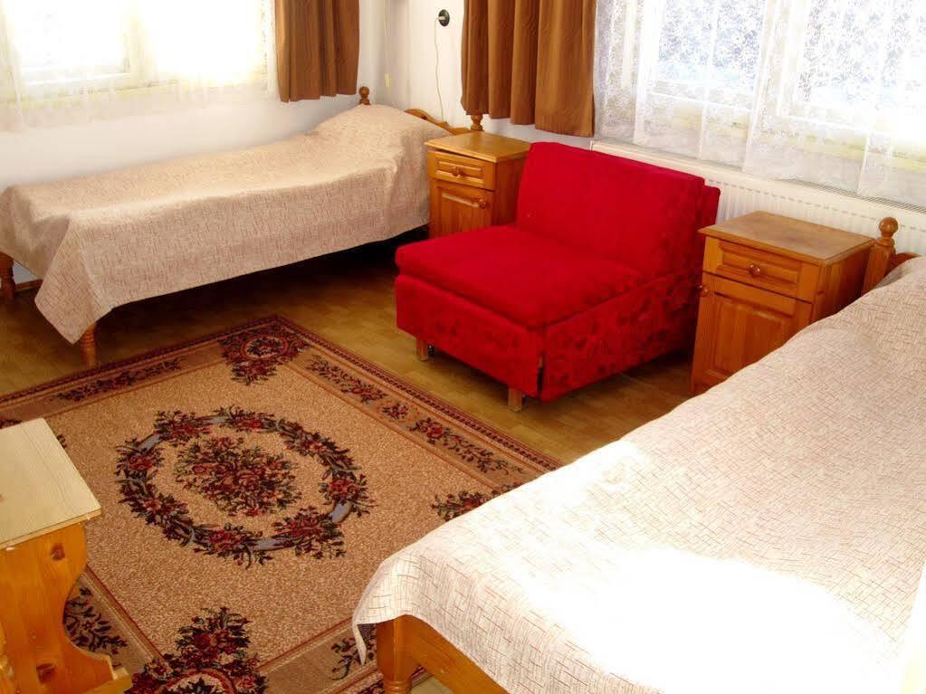 Самостоятелни стаи Метаксинови Чепеларе Екстериор снимка